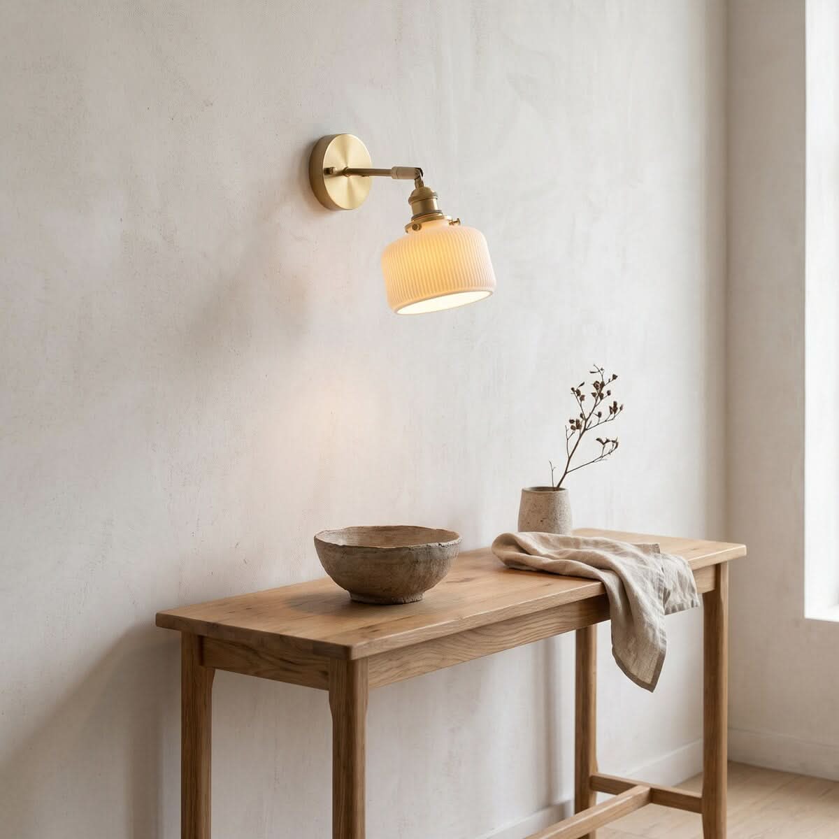 AUREKUMORA – Applique murale cannelée pour un éclairage décoratif raffiné