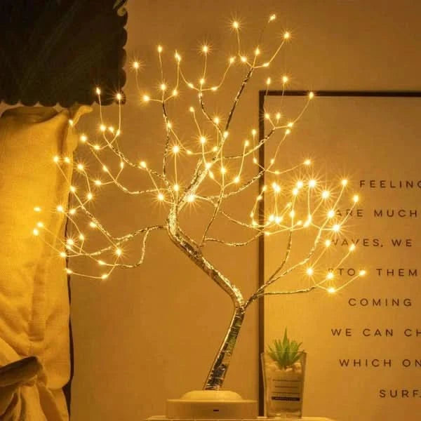 TREESCULORA – Candeeiro decorativo LED em forma de árvore para um interior marcante