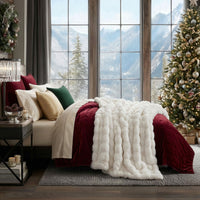 CURVORA – Sculptural Throw Blanket for Cozy Contemporary Spaces