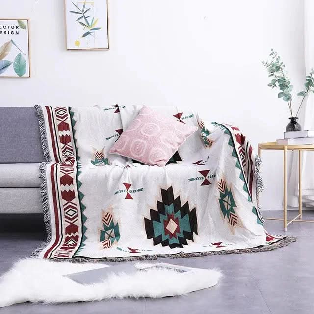 FRINGZELIXA – Patterned Boho Throw for Distinctive Sofa Decoration