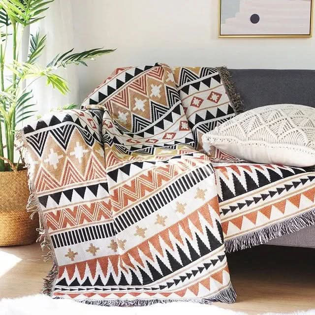 FRINGZELIXA – Patterned Boho Throw for Distinctive Sofa Decoration