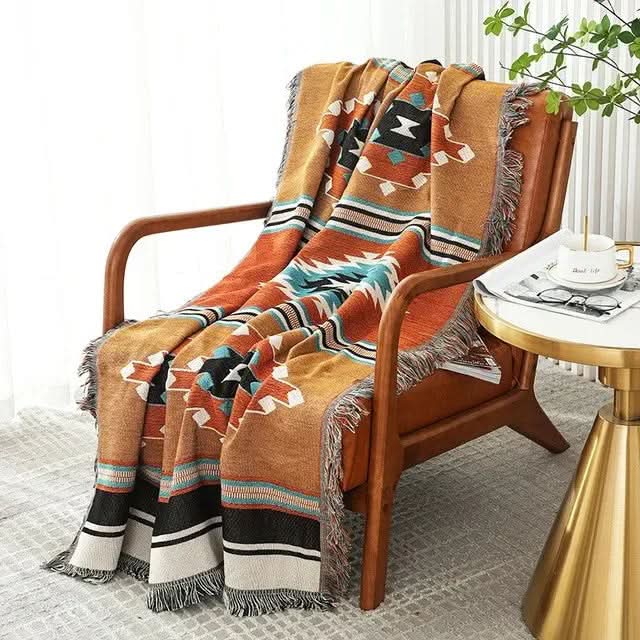 FRINGZELIXA – Patterned Boho Throw for Distinctive Sofa Decoration