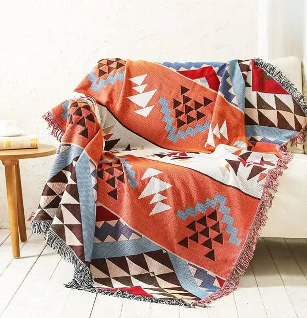 FRINGZELIXA – Patterned Boho Throw for Distinctive Sofa Decoration