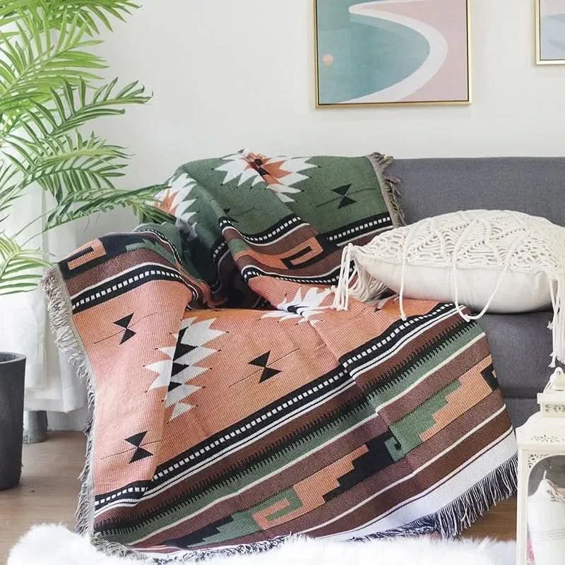 FRINGZELIXA – Patterned Boho Throw for Distinctive Sofa Decoration