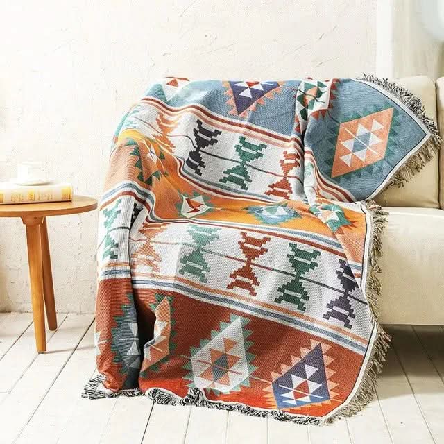 FRINGZELIXA – Patterned Boho Throw for Distinctive Sofa Decoration