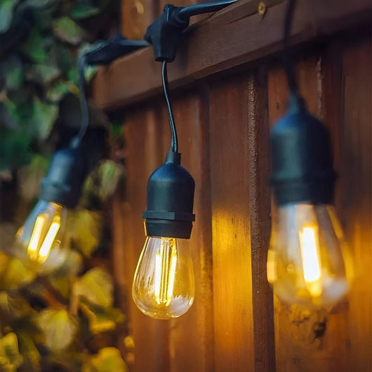RAINLUME – Catena luminosa LED impermeabile per creare atmosfera all’aperto
